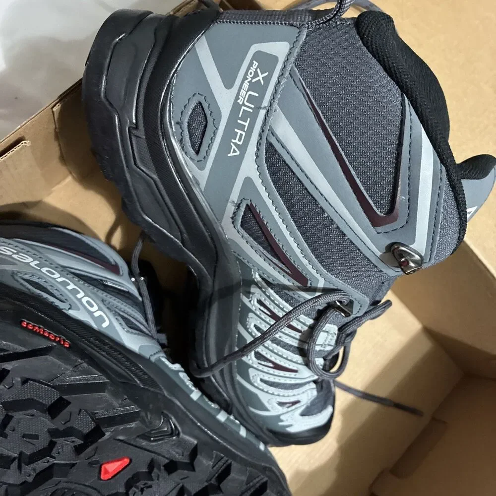 Salomon X ULTRA PIONEER MID CSWP WOMENS/Ebony Stormy Weather Wine Tasting Size 5